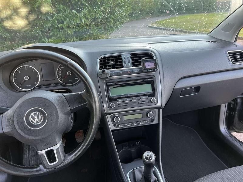 Gebraucht VW Polo Trendline 75 PS (55 kW) 2010 Limousine