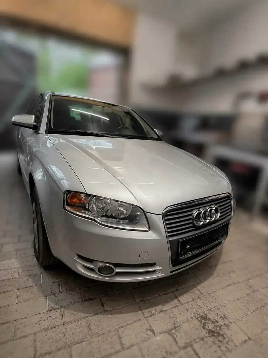 Usata Audi A4 131 CV (96 kW) 2006 Grigio Berlina