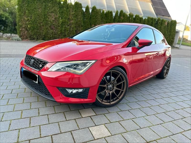 Gebraucht Seat Leon FR 179 PS (131 kW) 2013 Rot Coupé