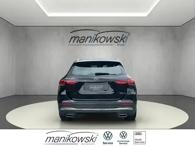 Gebraucht Mercedes GLA180 136 PS (100 kW) 2021 Schwarz SUV