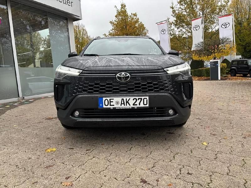 Gebraucht Toyota Corolla Cross 197 PS (144 kW) 2025 Black mica SUV