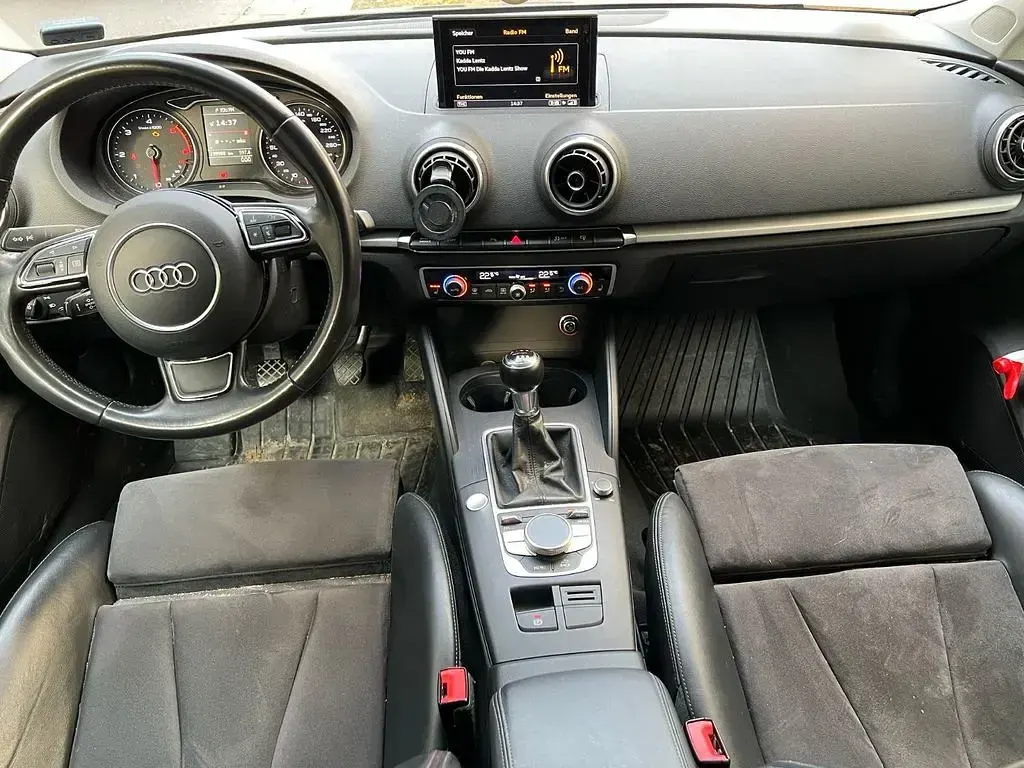 Gebraucht Audi A3 Ambition 110 PS (80 kW) 2015 Schwarz Limousine