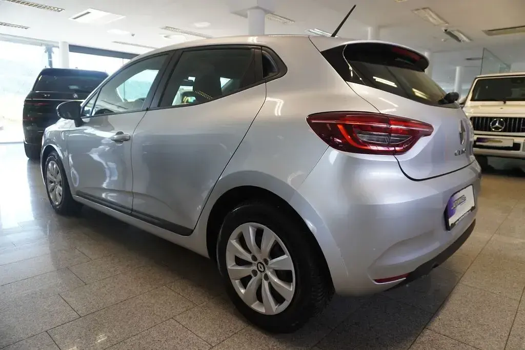 Gebraucht Renault Clio V Life 67 PS (49 kW) 2021 Grau Limousine