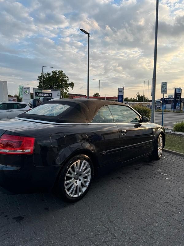 Gebraucht Audi A4 Cabriolet S-Line 140 PS (102 kW) 2007 Schwarz Cabrio