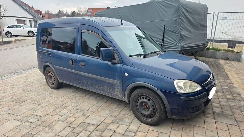 Gebraucht Opel Combo 94 PS (69 kW) 2008 Blau Van / Kleinbus