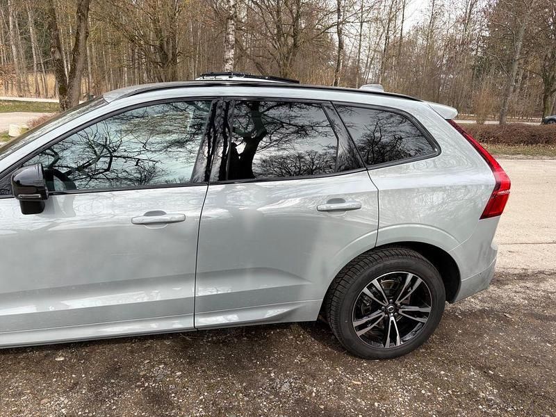 Gebraucht Volvo XC60 Plus 250 PS (183 kW) 2025 Grau SUV