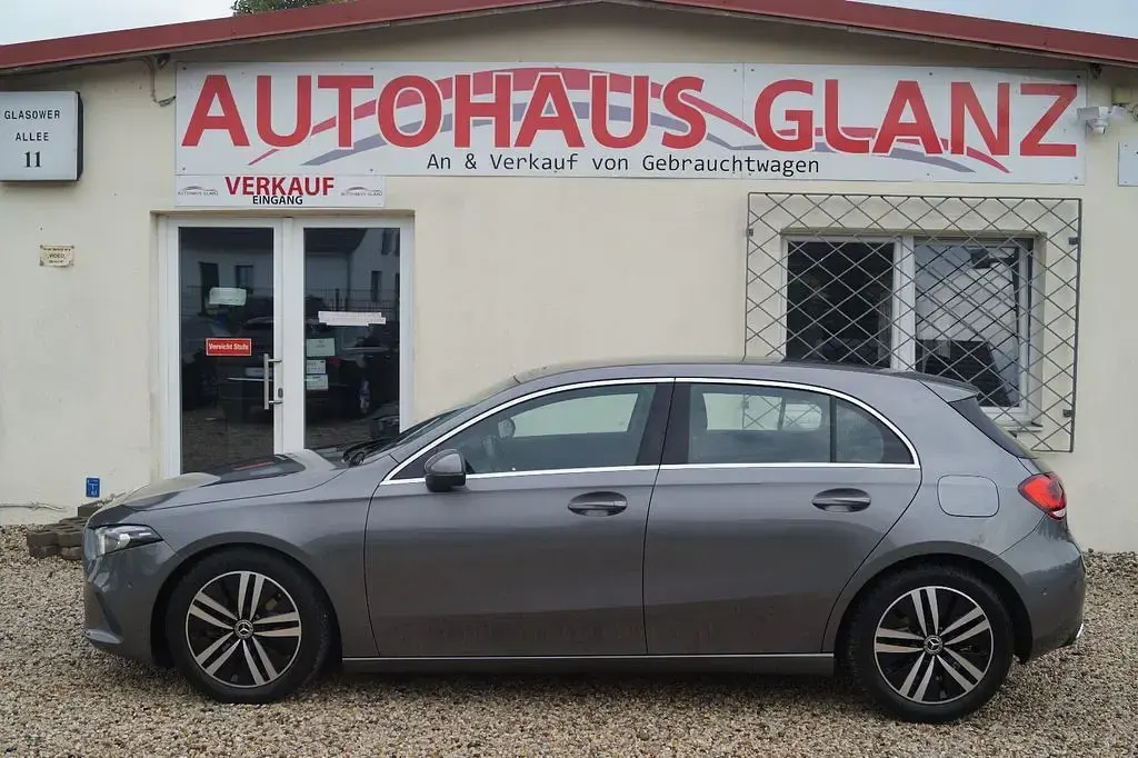 Gebraucht Mercedes A200 150 PS (110 kW) 2022 Grau Limousine