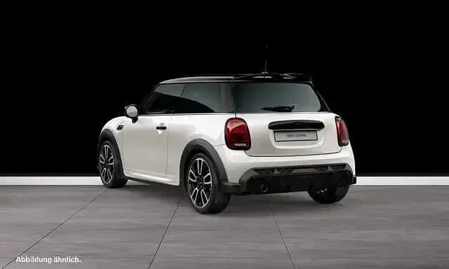 Gebraucht Mini Cooper Hatch 136 PS (100 kW) 2023 Nanuq white Kleinwagen