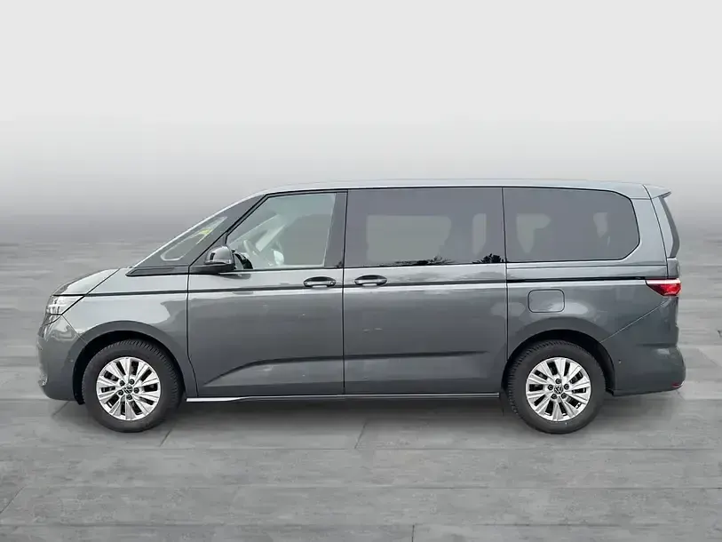 Gebraucht VW Multivan Life 150 PS (110 kW) 2024 Grau Van / Kleinbus