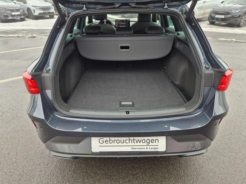 Gebraucht Cupra Leon 150 PS (110 kW) 2025 Grau / magnetic grau (metallic) Kombi