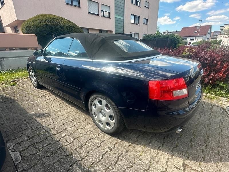 Gebraucht Audi A4 Cabriolet 170 PS (125 kW) 2002 Blau Cabrio