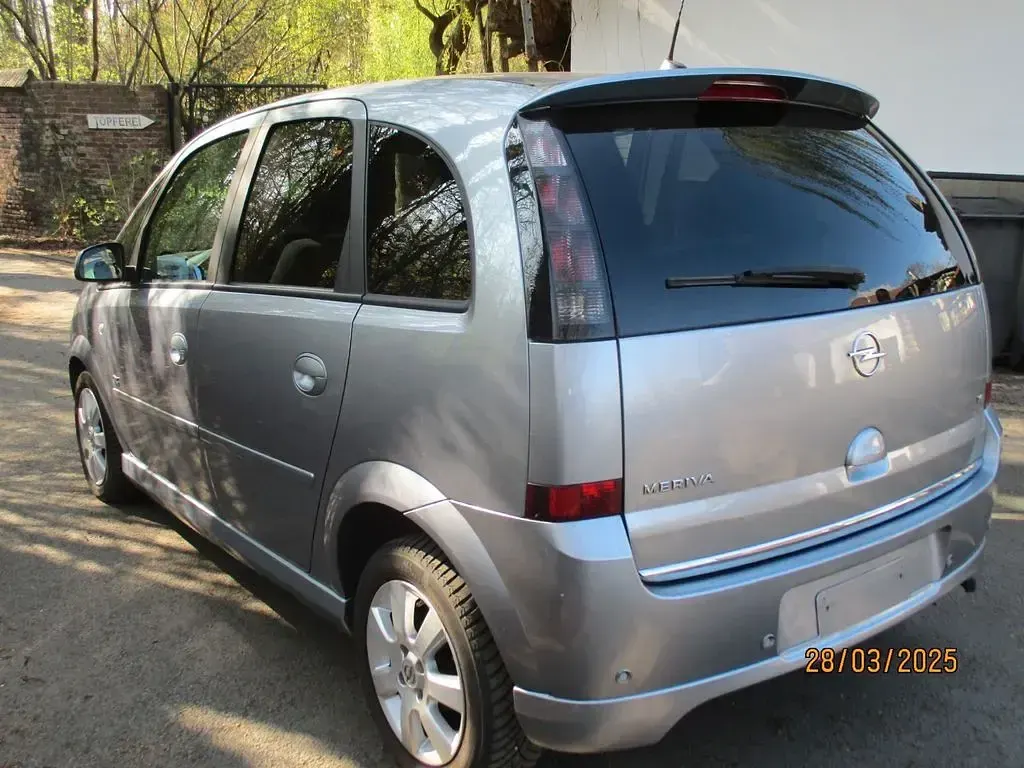 Gebraucht Opel Meriva Cosmo 105 PS (77 kW) 2006 Grau Van / Kleinbus
