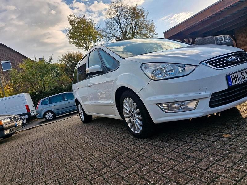 Weiß Gebraucht 2012 Ford Galaxy Van / Kleinbus | 4.950 € (Fairer Preis) - Bild 1/4
