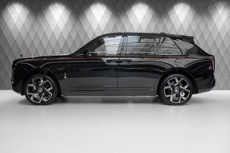 Neu Rolls Royce Cullinan 600 PS (441 kW) 2026 Schwarz SUV