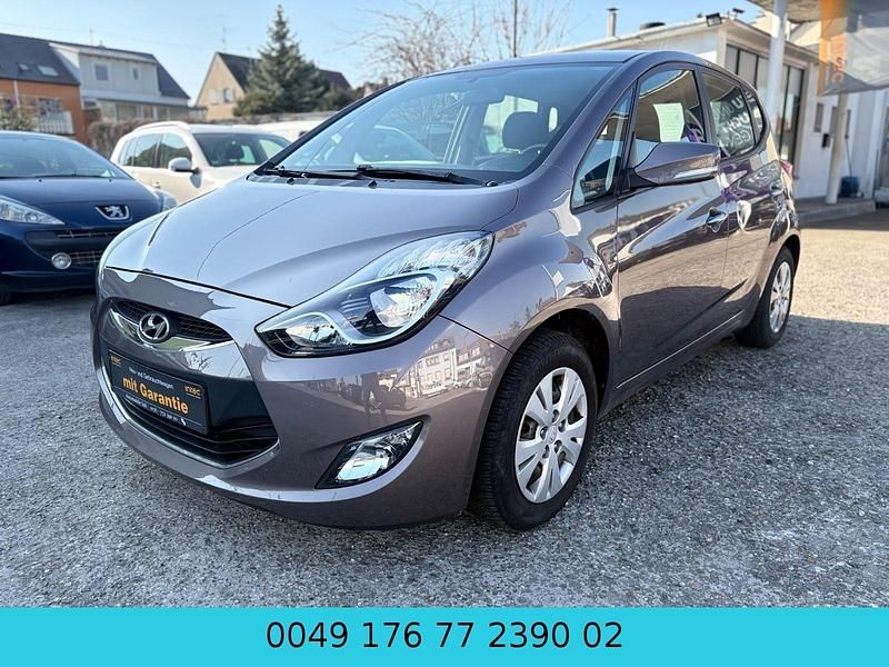 Gebraucht Hyundai ix20 Edition 90 PS (66 kW) 2012 Braun Kleinwagen