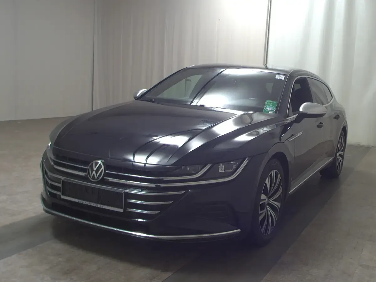 Gebraucht VW Arteon Elegance 200 PS (147 kW) 2022 Deep black perleffekt Kombi