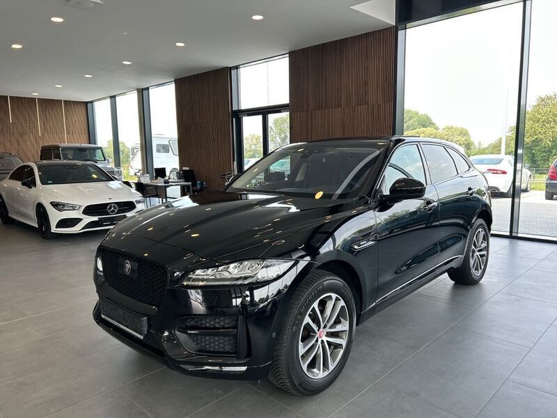 Schwarz Gebraucht 2018 Jaguar F-Pace R-Sport SUV | 20.990 € (Superpreis) - Bild 1/4