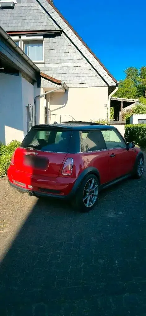 Używany Mini Cooper S 193 KM (141 kW) 2003 Czerwony Hatchback