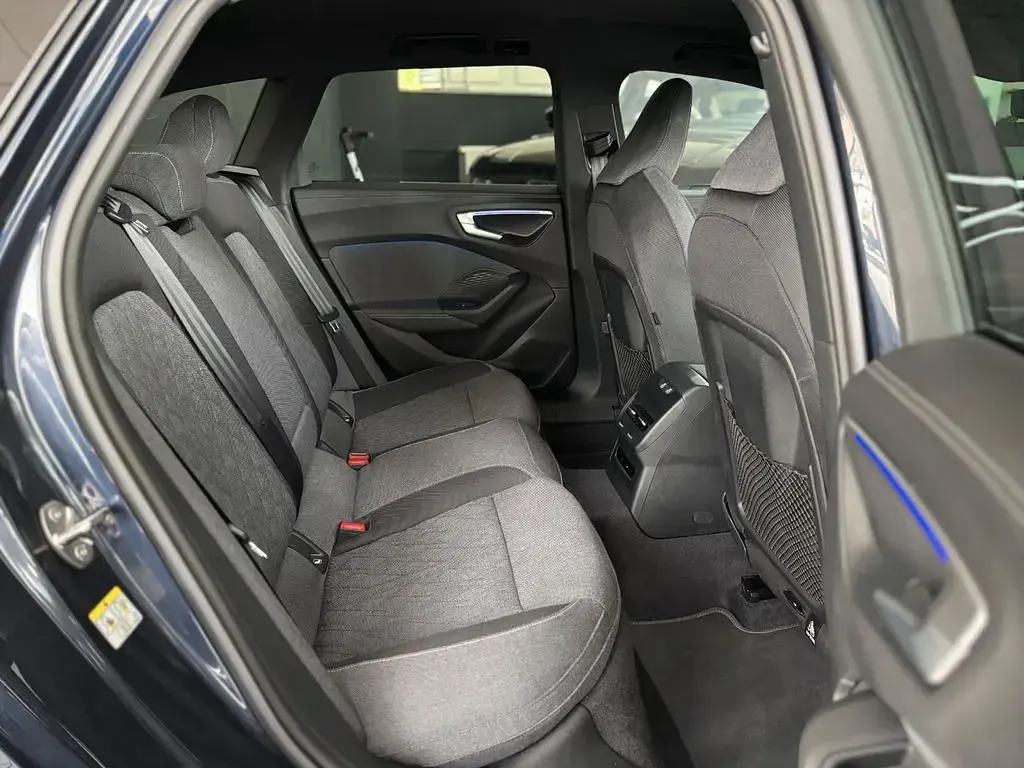 Używany Audi A5 S-Line 204 KM (150 kW) 2025 Czarny Kombi