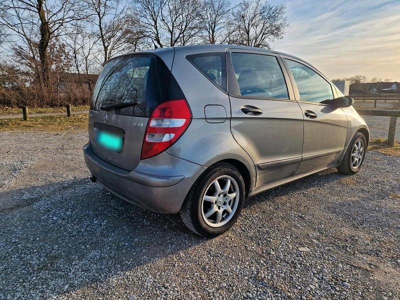 Gebraucht Mercedes A180 109 PS (80 kW) 2006 Grau Limousine