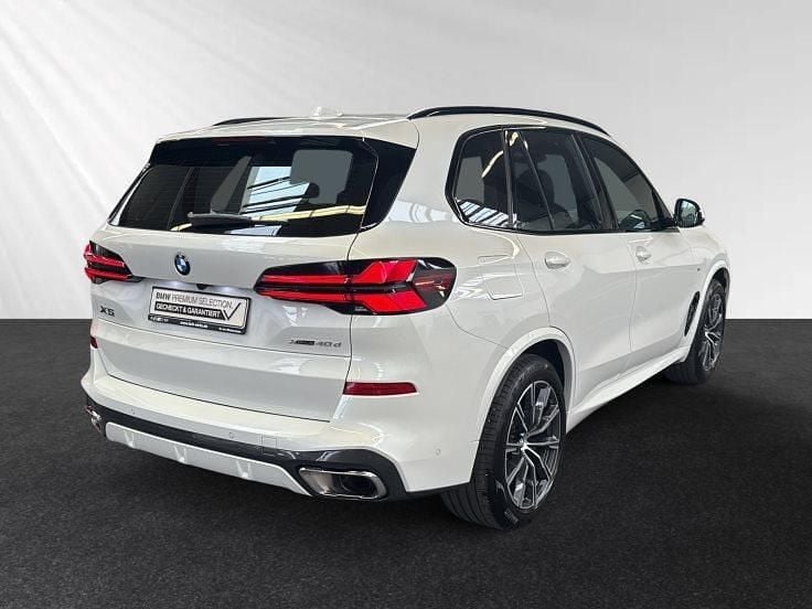 Gebraucht BMW X5 M Sport 352 PS (258 kW) 2024 Mineralweiss metallic SUV