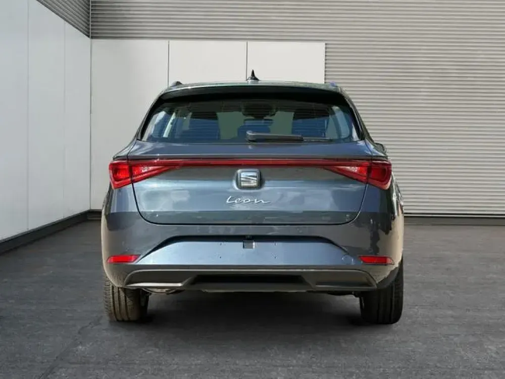Nouvelle Seat Leon Style 150 ch (110 kW) 2025 Gris Break