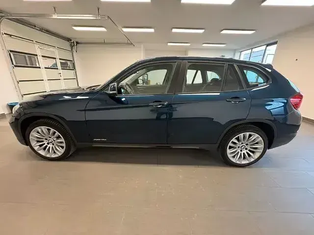 Gebraucht BMW X1 Sport Line 240 PS (176 kW) 2014 Blau SUV