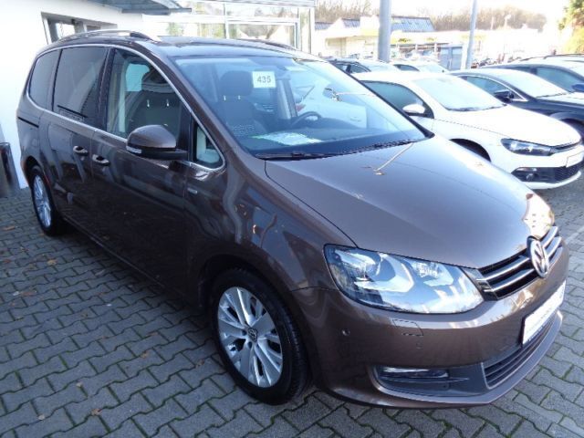 Gebraucht VW Sharan Life 140 PS (102 kW) 2013 Braun metallic Van / Kleinbus
