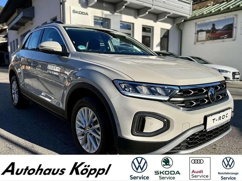 Grau Gebraucht 2025 VW T-Roc SUV | 25.990 € (Superpreis) - Bild 1/3