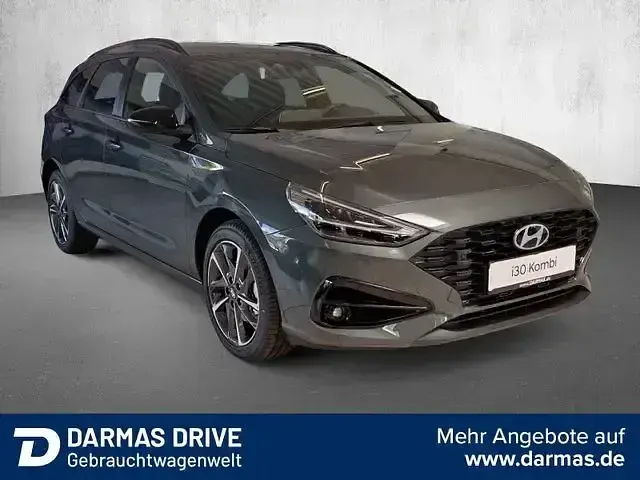 Usata Hyundai i30 Advantage 101 CV (74 kW) 2025 Verde Station wagon