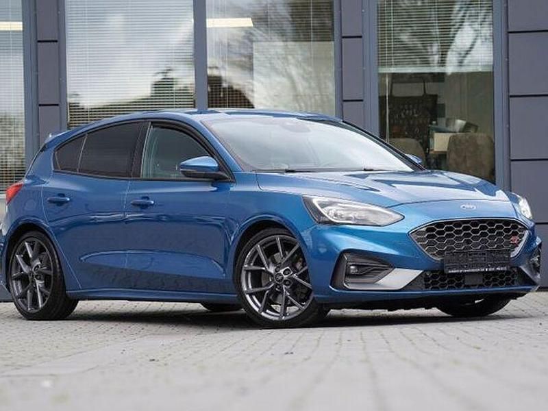 Gebraucht Ford Focus ST 280 PS (205 kW) 2020 Blau Limousine