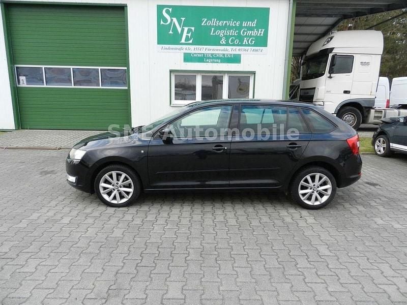Gebraucht Skoda Rapid Elegance 122 PS (89 kW) 2014 Schwarz Kleinwagen