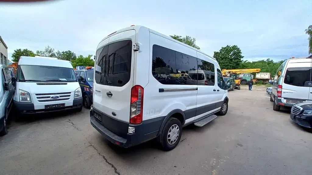 Gebraucht Ford Transit Trend 131 PS (96 kW) 2018 Weiß Kombi
