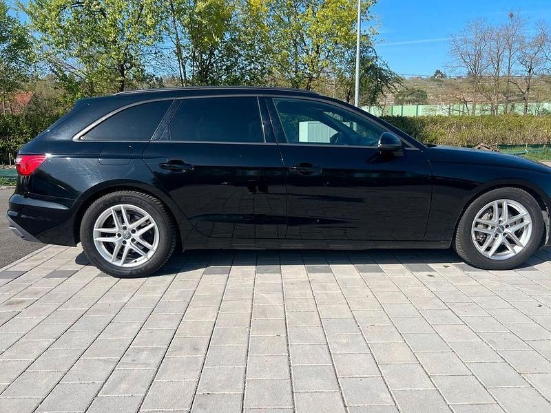 Gebraucht Audi A4 S-Line 190 PS (139 kW) 2020 Schwarz Kombi
