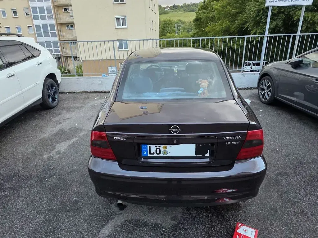 Gebraucht Opel Vectra Edition 101 PS (74 kW) 2000 Rot Limousine