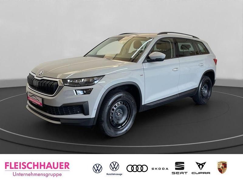 Grau Gebraucht 2022 Skoda Kodiaq Clever SUV | 29.790 € (Superpreis) - Bild 1/4
