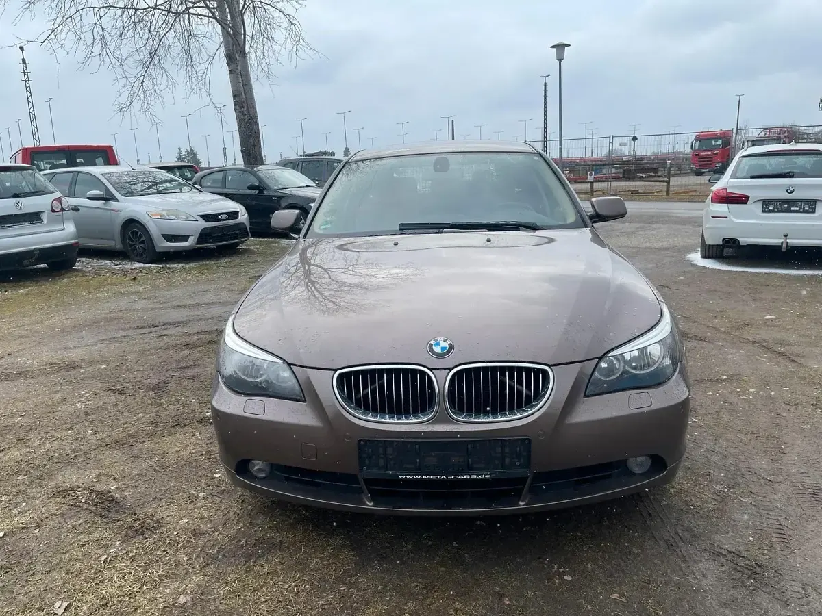 Second-hand BMW 525 177 CP (130 kW) 2006 Gri Break