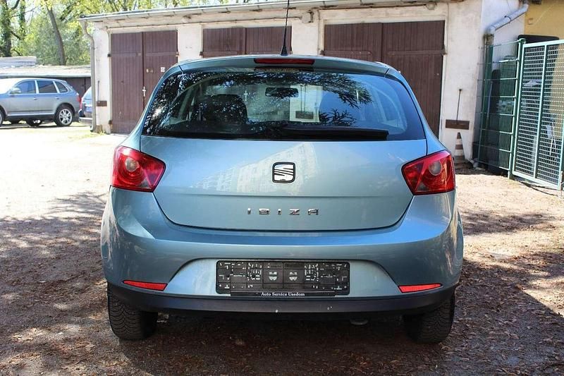 Second-hand Seat Ibiza Reference 69 CP (50 kW) 2008 Albastru Hatchback
