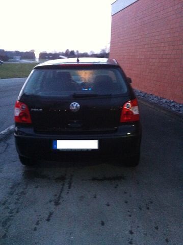 Używany VW Polo 54 KM (39 kW) 2004 Czarny Hatchback