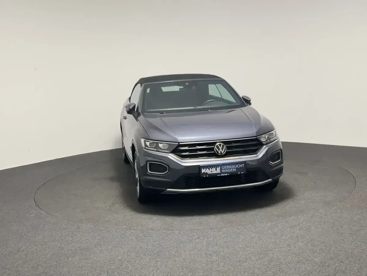 Gebraucht VW T-Roc Cabriolet Style 150 PS (110 kW) 2022 Schwarz Cabrio