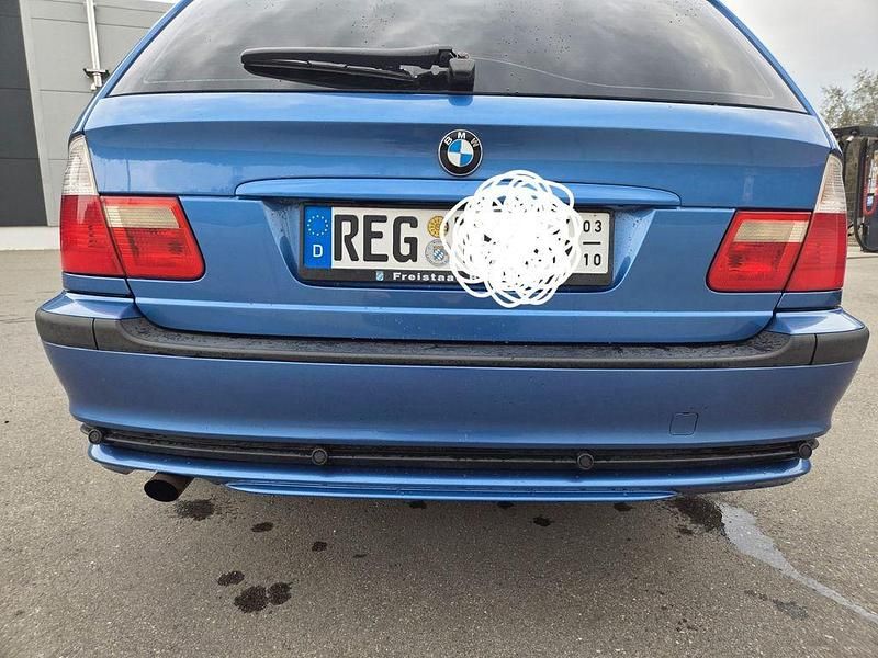 Second-hand BMW 318 143 CP (105 kW) 2002 Albastru Break