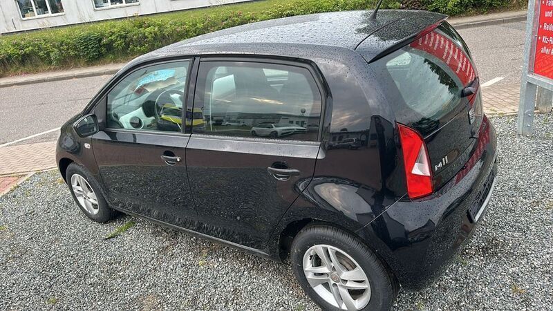 Schwarz Gebraucht 2012 Seat Mii Style Kleinwagen | 5.500 € (Guter Preis) - Bild 1/4