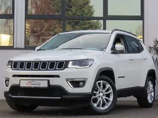 Käytetty Jeep Compass 150 HP (110 kW) 2021 Valkoinen Katumaasturi