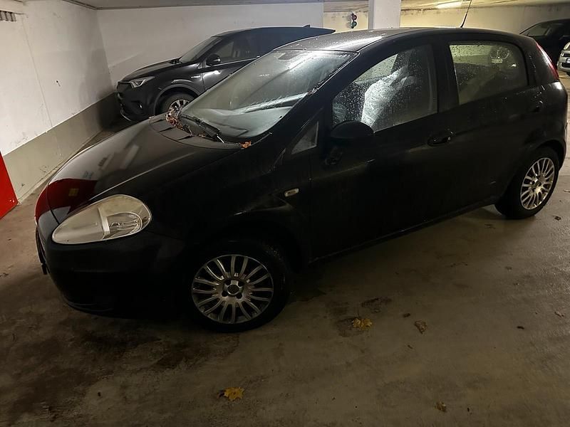 Schwarz Gebraucht 2008 Fiat Grande Punto Kleinwagen | 1.990 € (Etwas zu teuer) - Bild 1/3