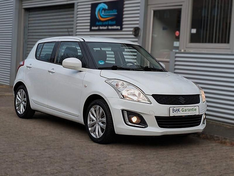 Weiß Gebraucht 2016 Suzuki Swift Limousine | 6.800 € (Fairer Preis) - Bild 1/4