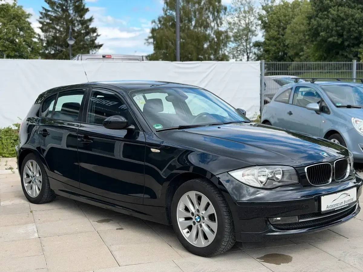 Gebraucht BMW 118 Advantage 143 PS (105 kW) 2009 Schwarz Kleinwagen