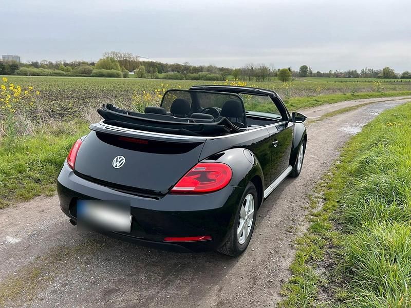 Gebraucht VW Beetle 105 PS (77 kW) 2015 Schwarz Kleinwagen