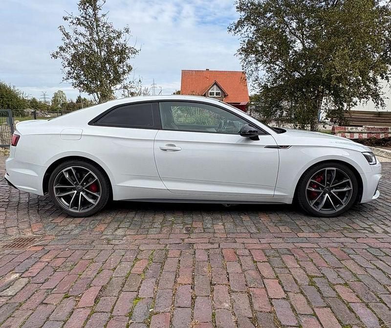 Weiß Gebraucht 2017 Audi S5 Ambiente Coupé | 29.900 € (Fairer Preis) - Bild 1/4