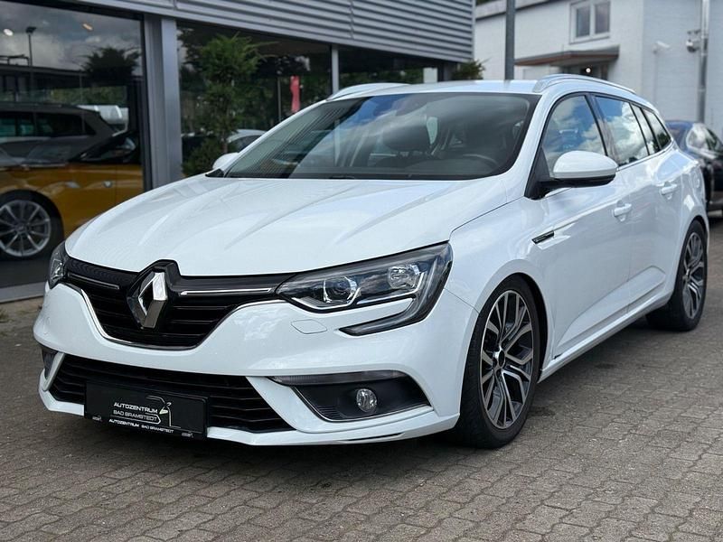 Weiß Gebraucht 2017 Renault Mégane GrandTour Kombi | 9.490 € (Etwas zu teuer) - Bild 1/4