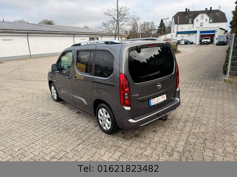 Gebraucht Opel Combo Life Innovation 131 PS (96 kW) 2020 Grau Van / Kleinbus